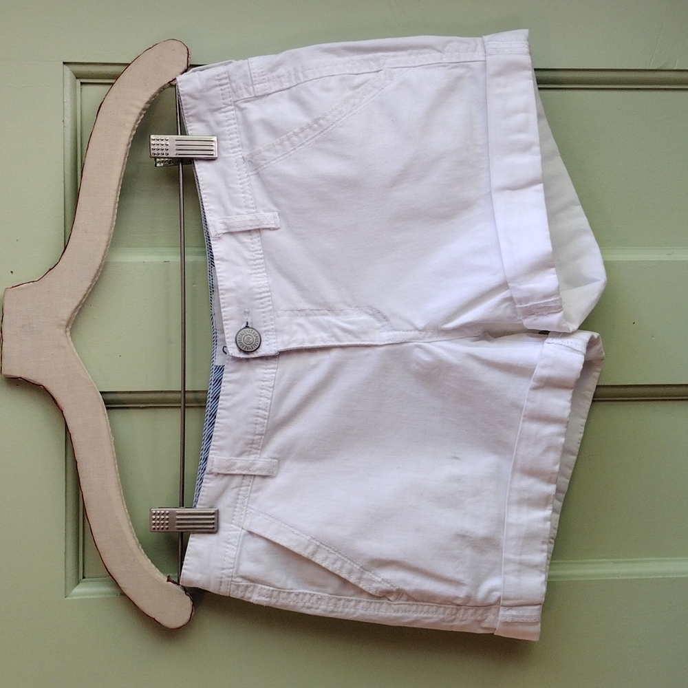 Women's 🆓 Aeropostale size 4 white khaki shorts